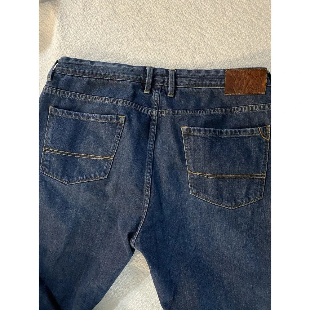 Tommy Bahama Men's Standard Fit Blue Jeans 38x30 100% Cotton